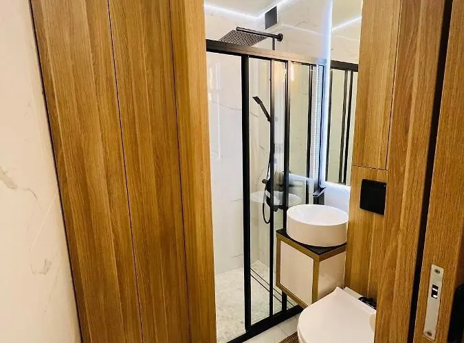 Centrum Wyzwolenia Apartament *