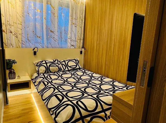 Centrum Wyzwolenia * Stettino